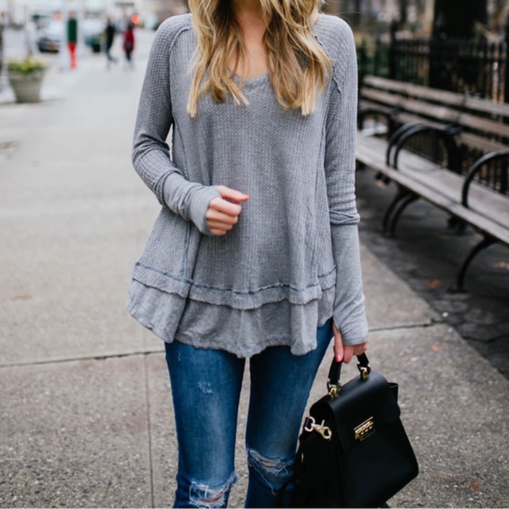 WE THE FREE | OVERSIZED GRAY THERMAL WITH THUMBHOLES